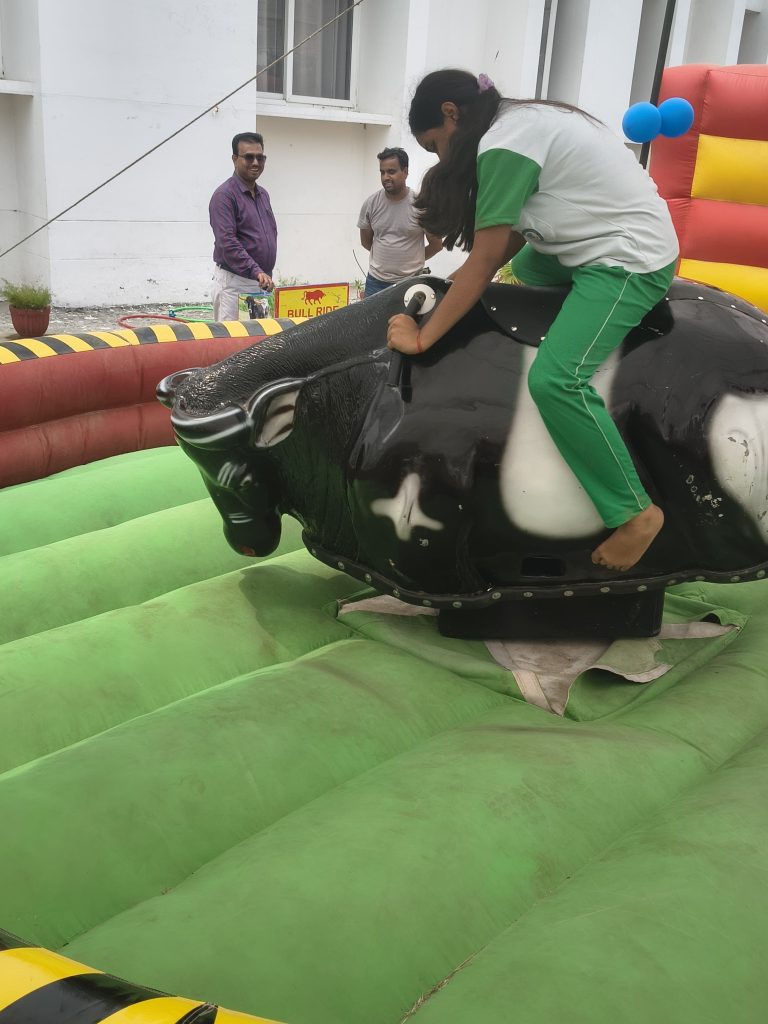 उदया इंटरनेशनल स्कूल के समर कैम्प में बच्चों ने उठाया रोमांचक गतिविधियों का आनंद।