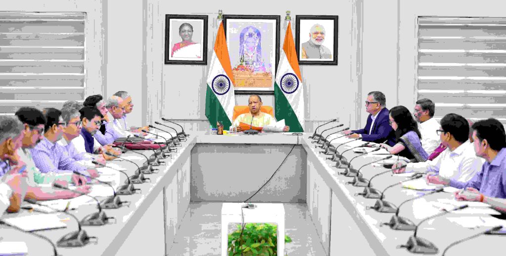 जेवर एयरपोर्ट तक 110 इलेक्ट्रिक बसें चलेंगी, 15 जून से पहले परिवहन व्यवस्था दुरुस्त करने के निर्देश।