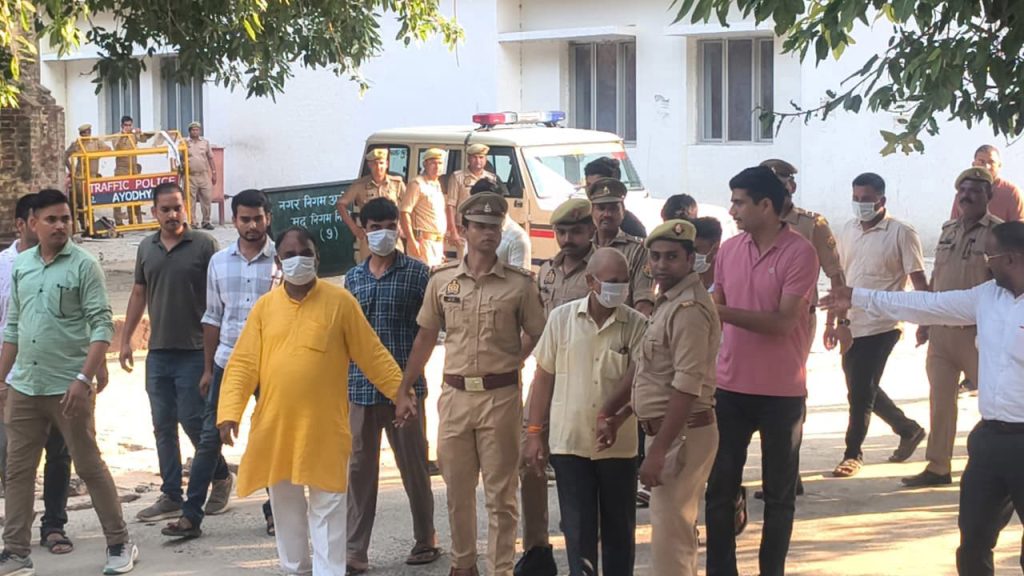 राम मंदिर चढ़ावा चोरी प्रकरण में सभी आरोपी कोर्ट में किए गए पेश।