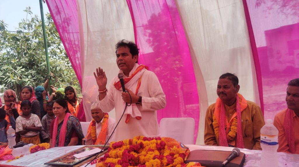छरौरा में ‘लोकमाता अहिल्याबाई होलकर’ सामुदायिक भवन का शिलान्यास, विधायक श्रीकांत शर्मा ने रखी आधारशिला।