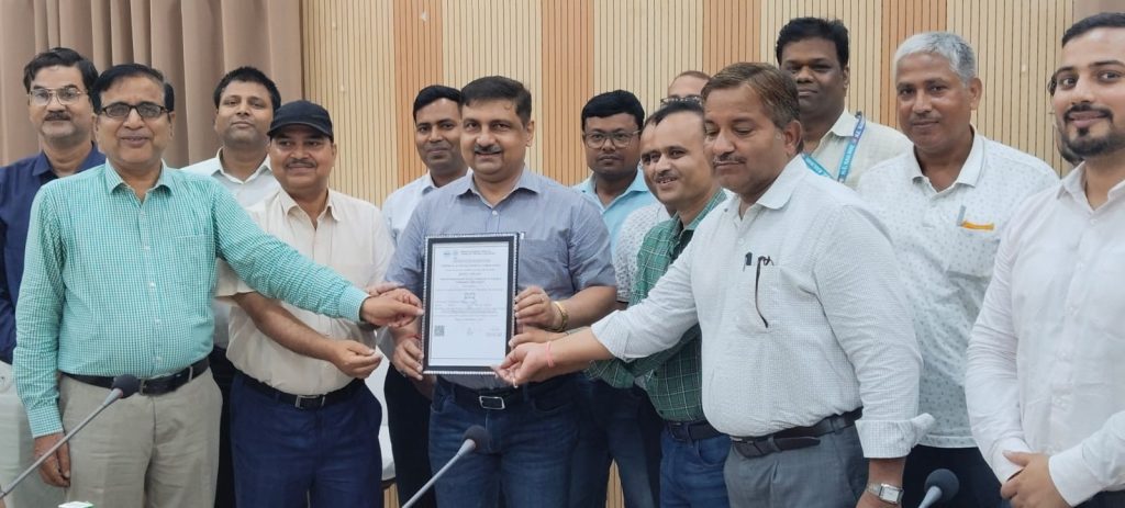 पूर्वोत्तर रेलवे की सीएमटी प्रयोगशाला को चार वर्ष की एनएबीएल मान्यता।