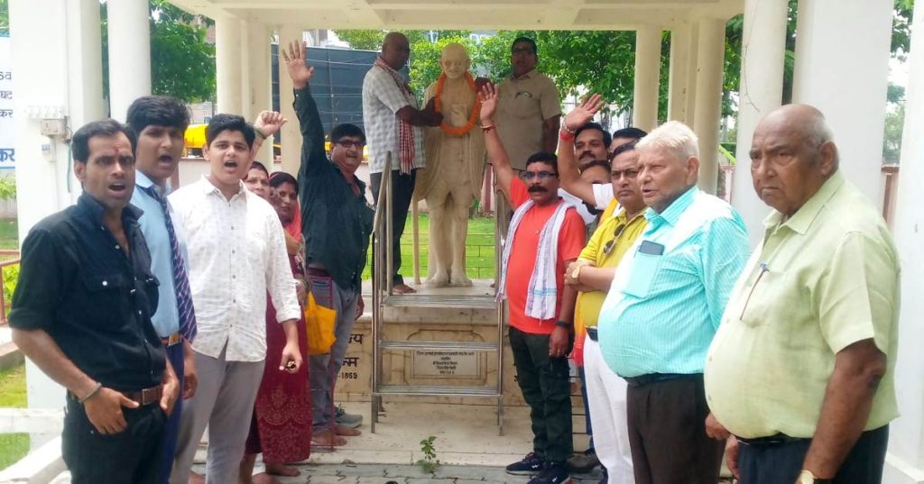 86वीं जयंती पर श्रद्धापूर्वक याद किए गए गांधीवादी विचारक वंशीधर दूबे।