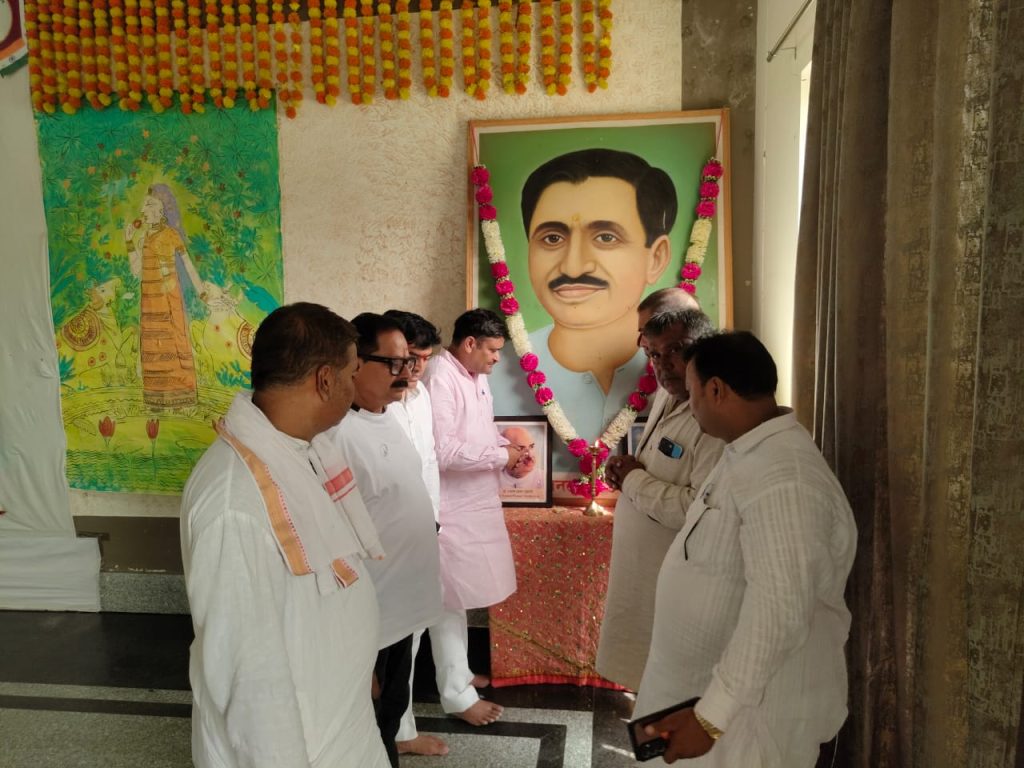 भाजपा के डिजिटल प्रशिक्षण महाभियान में कार्यकर्ताओं को सोशल मीडिया व NaMo ऐप का दिया प्रशिक्षण।