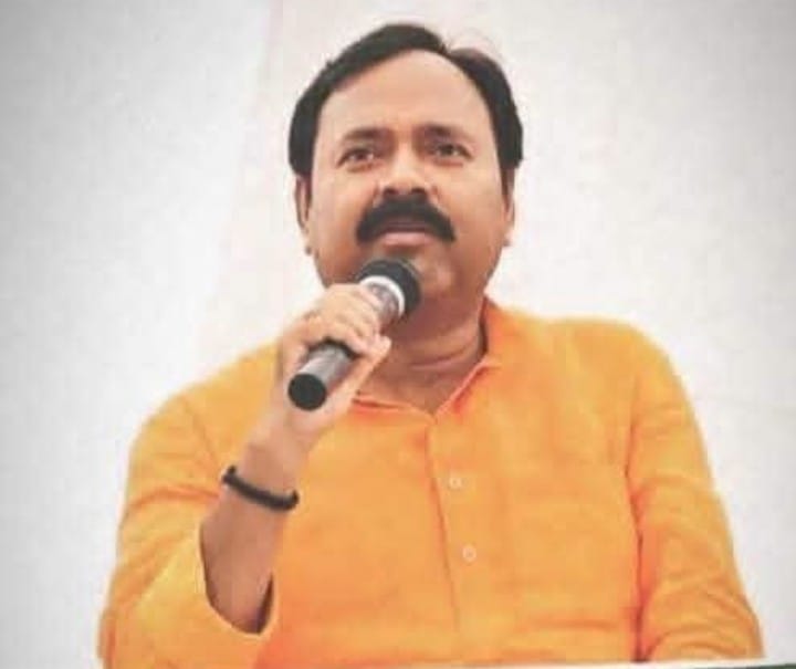 एसडीओ पर भ्रष्टाचार के आरोप, सांसद अशोक रावत ने निलंबन और संपत्ति जांच की उठाई मांग।