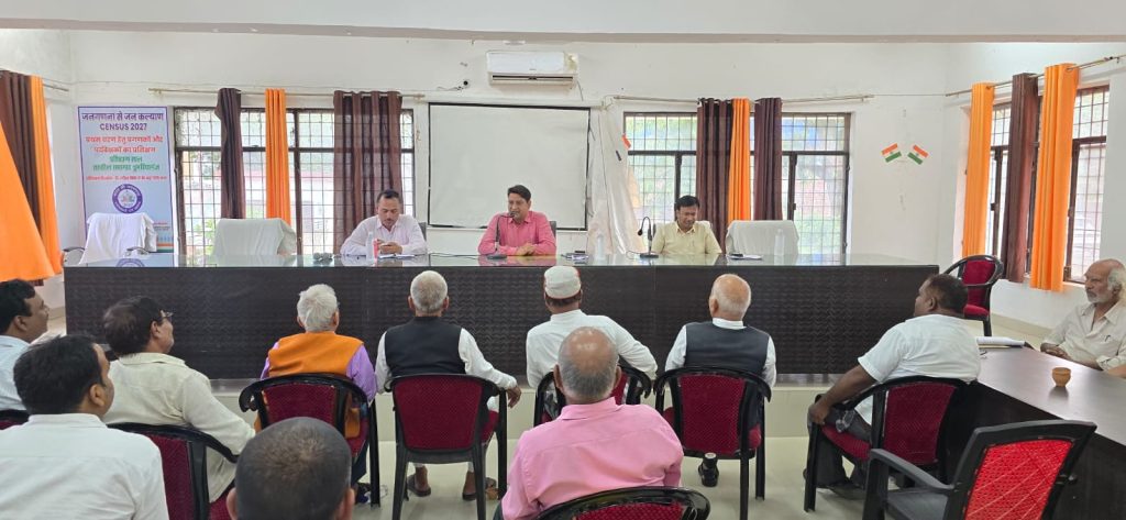 बार-बेंच समन्वय से मजबूत होगी न्याय व्यवस्था, डुमरियागंज तहसील सभागार में अधिवक्ताओं की समस्याओं पर गंभीरता से हुई चर्चा।