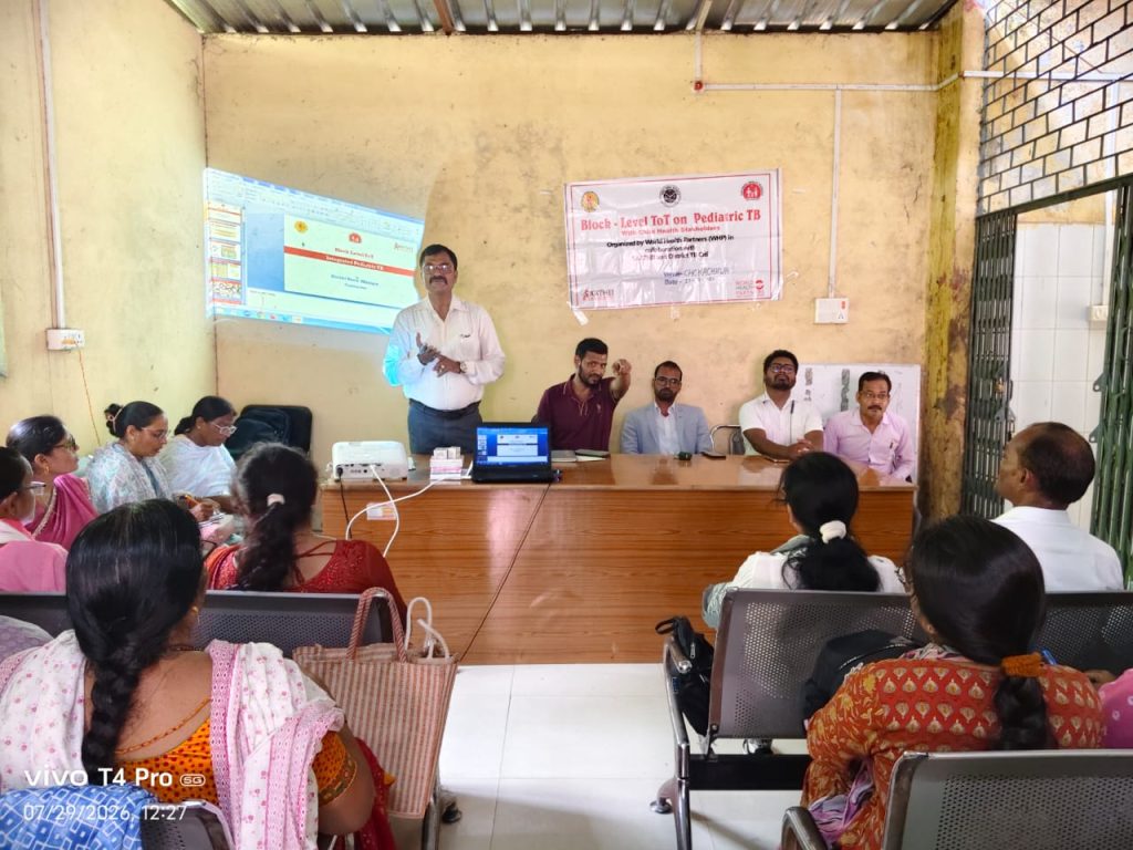 टीबी का इलाज डॉक्टर और पौष्टिक आहार से ही संभव, अंधविश्वास से नहीं: विशेषज्ञ