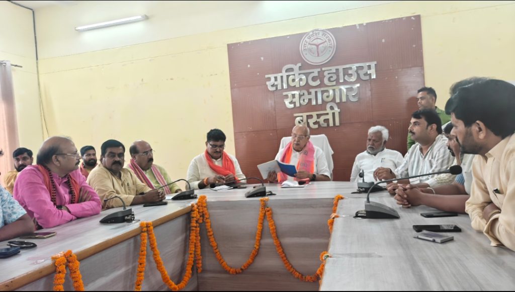 प्रभारी मंत्री के सामने भाजपा कार्यकर्ताओं ने उठाए प्रशासनिक कार्यप्रणाली के मुद्दे, अधिकारियों की मनमानी पर जताई नाराजगी।