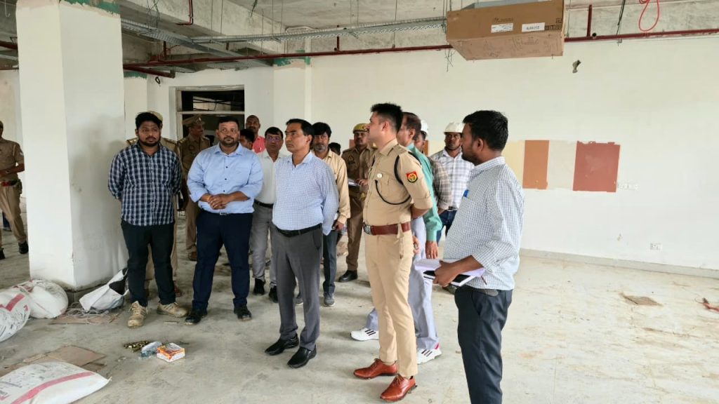 खाद्य सुरक्षा विभाग की बड़ी कार्रवाई, तीन आटा मिलों से नमूने लिए।