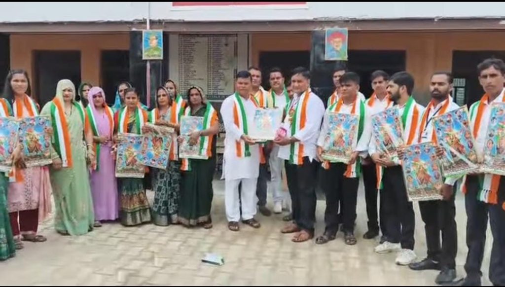 स्वतंत्रता दिवस पर शिक्षकों का सम्मान, अड़ींग में दिखा राष्ट्रप्रेम का जज्बा।