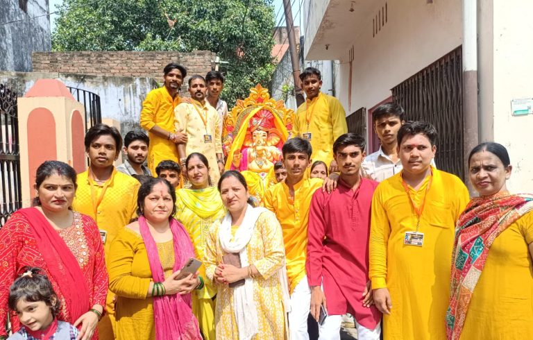 गणेश चतुर्थी पर नगर में कई जगह हुआ गणपति बप्पा का स्वागत।