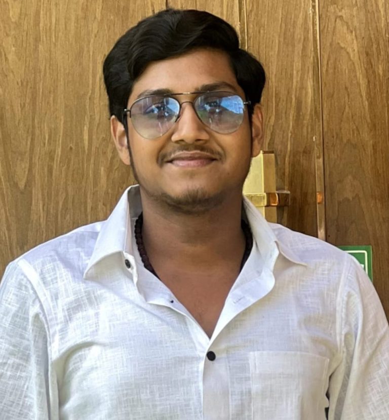 पीईटी परीक्षा केंद्र 400 से 600 किलोमीटर दूर आवंटित करना छात्रों के साथ अन्याय: जय प्रताप गुप्ता