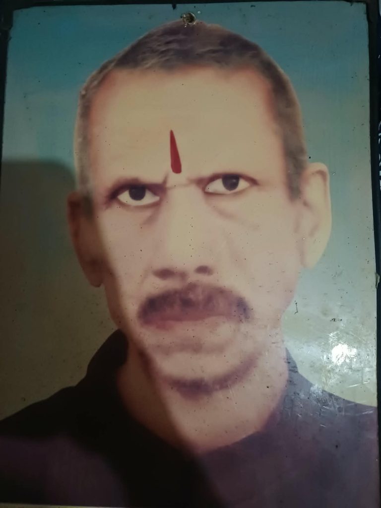 लंबी बीमारी के बाद सपा नेता महेश चंद शर्मा उर्फ गोल्डी भैया के पिता का निधन।