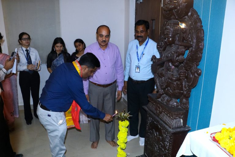 संस्कृति यूनिवर्सिटी में मनाई गई पूर्व राष्ट्रपति कलाम साहब की जयंती।