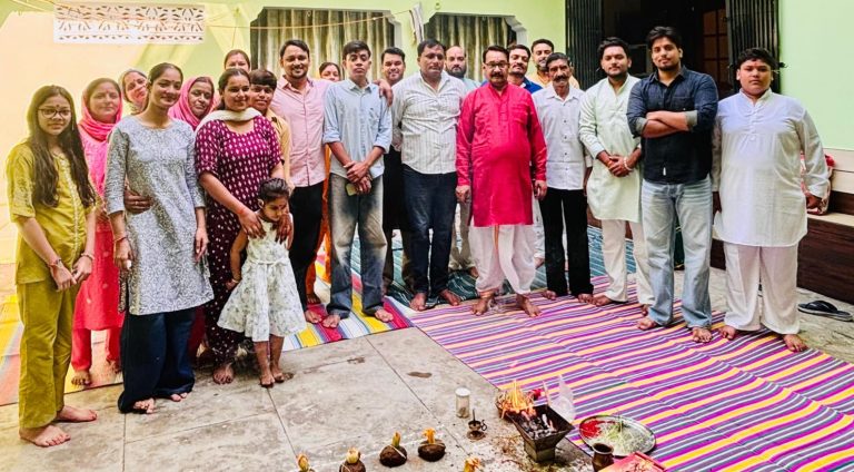 हर्षोल्लास के साथ मनाया जा रहा विजयादशमी का पर्व, अधर्म पर धर्म की हुई विजय।