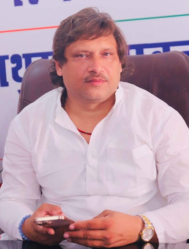 गंगा के स्वरूप में नृत्य से नहीं मिटेगा यमुना का प्रदूषण जनप्रतिनिधि दें जवाब : पंडित यतेंद्र मुकद्दम