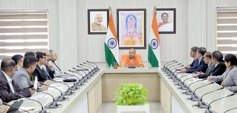 पीईटी परीक्षा के चलते लखनऊ में 30 अक्टूबर को कक्षा एक से 12 तक के स्कूल बंद रहेंगे।